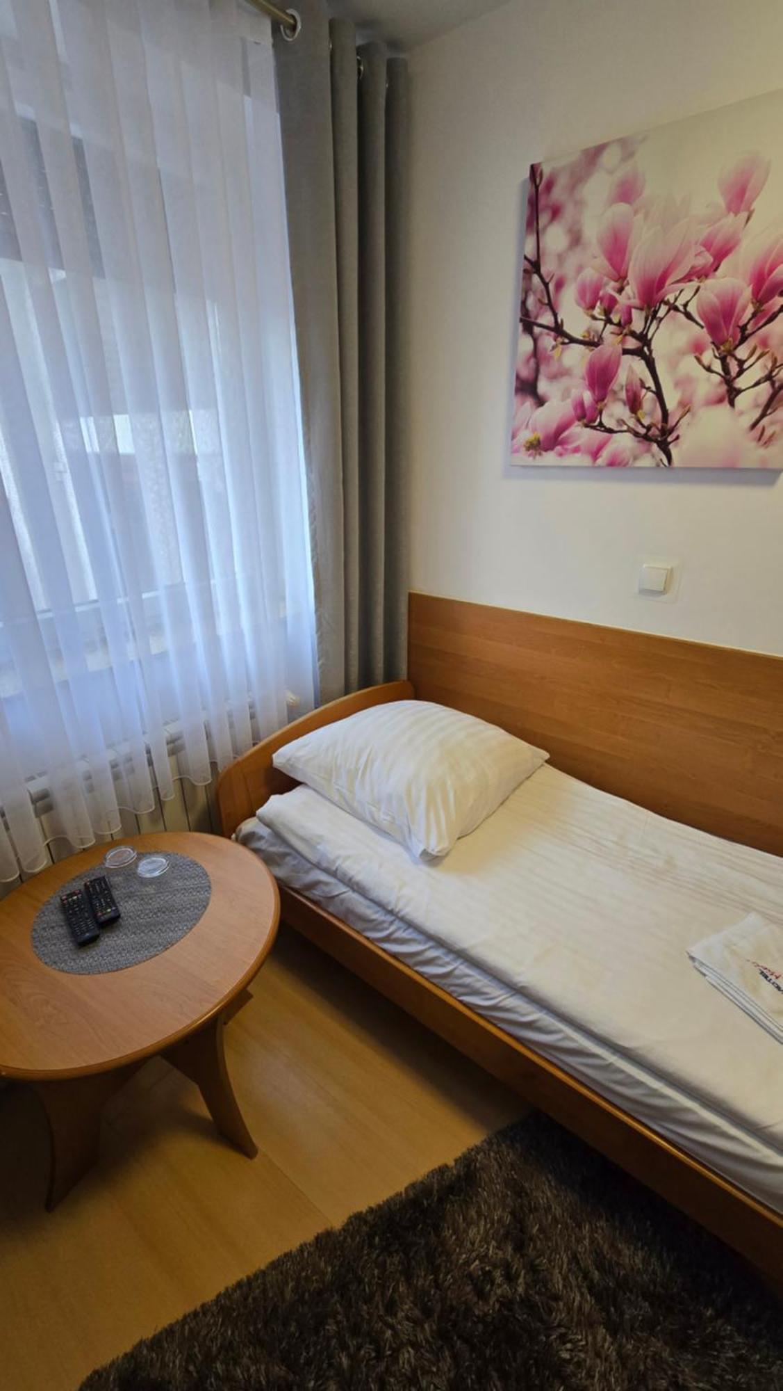 Motel Za Miedza Bralin Εξωτερικό φωτογραφία