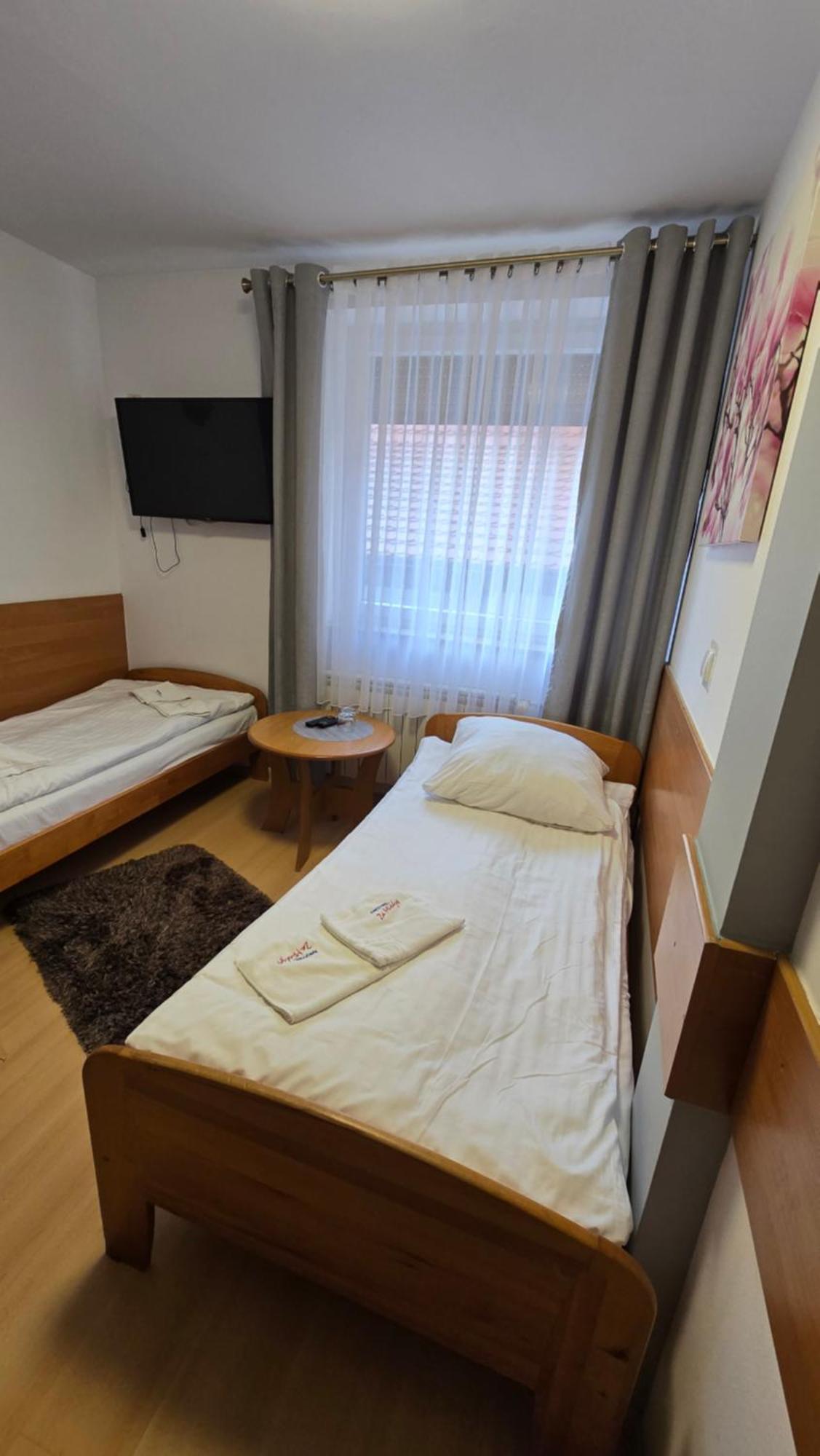 Motel Za Miedza Bralin Εξωτερικό φωτογραφία